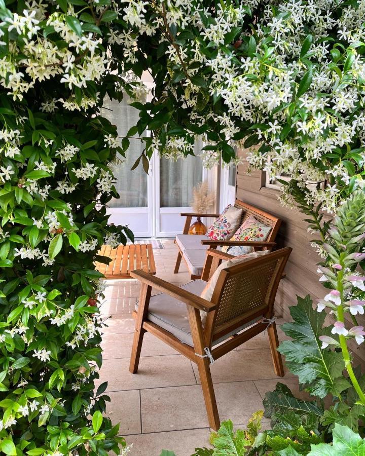 Les Suites D'Alienor, Suite Jasmin Pessac Exterior foto