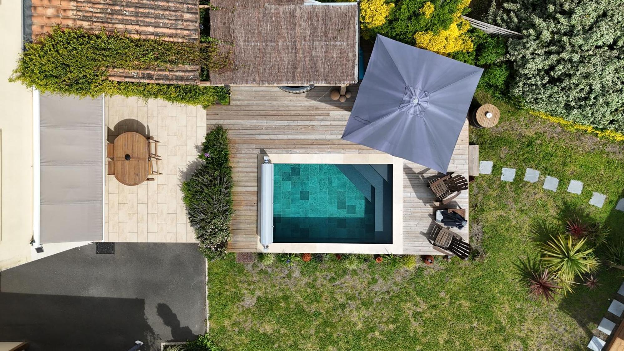 Les Suites D'Alienor, Suite Jasmin Pessac Exterior foto
